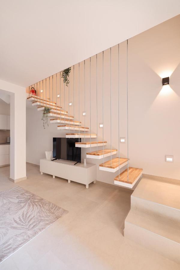 Apartments Mila Sveti Filip i Jakov Exterior foto